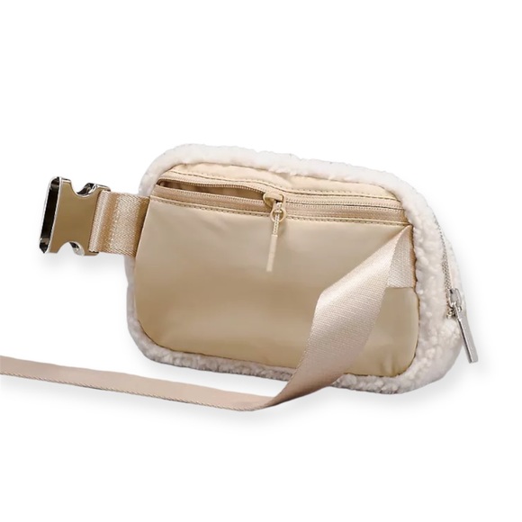 Lululemon Everywhere Fleece Belt Bag Extended Strap Natural Ivory/Trench - Picture 3 of 8